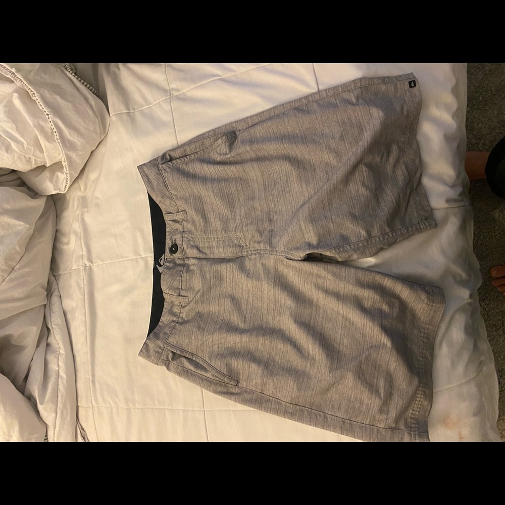 quicksilver mens shorts